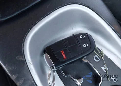 2015 Dodge Journey Sxt z USA, uszkodzony, nr VIN 3C4PDCBG5FT542429